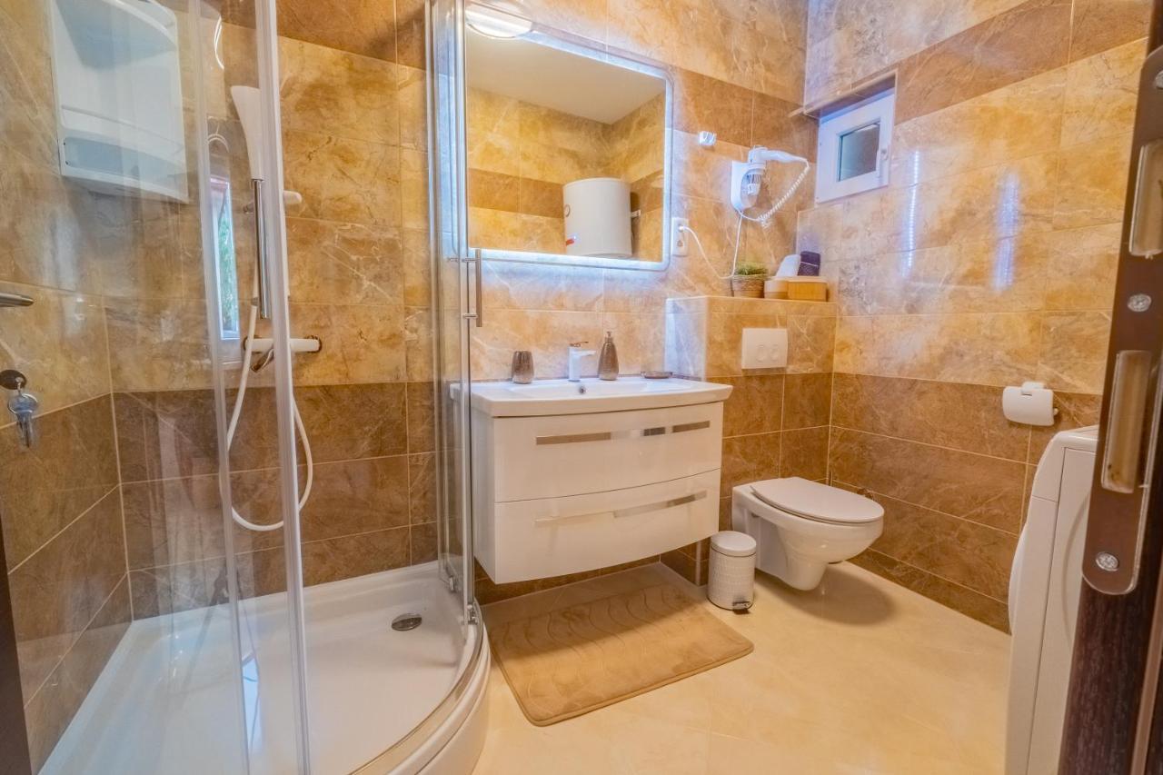 Villa La Dama Novi Vinodolski Exterior foto